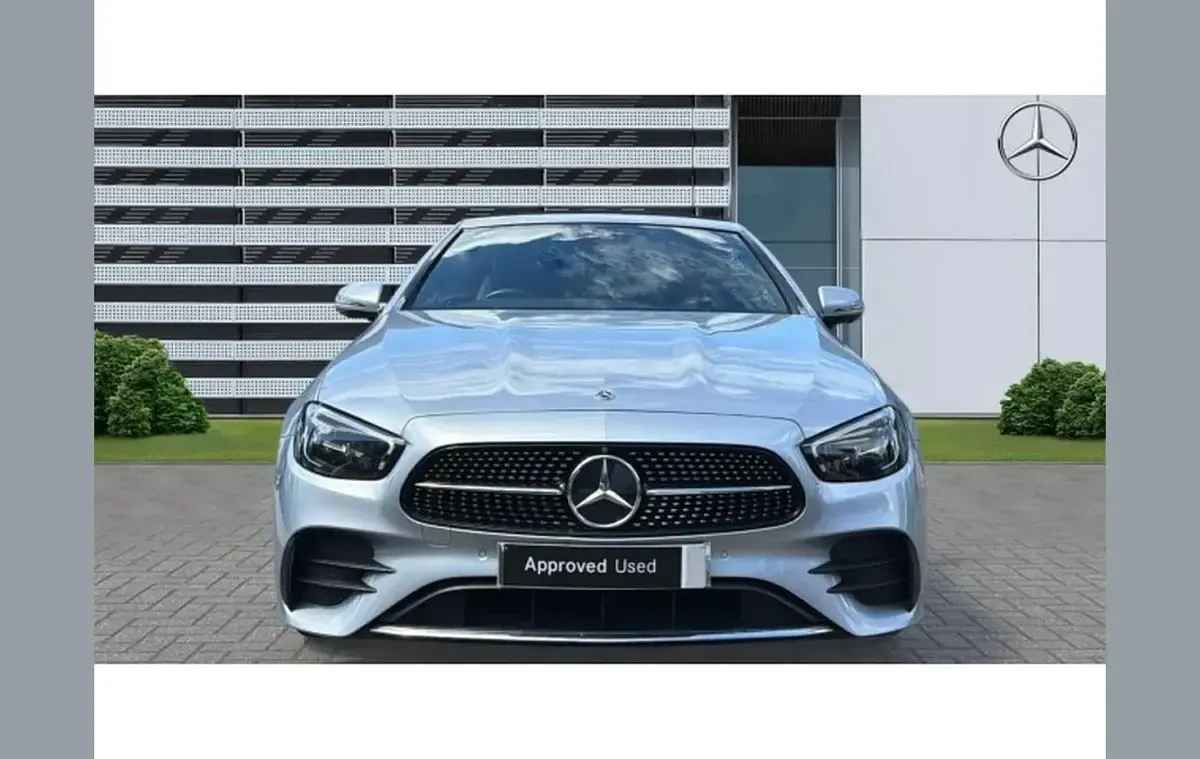 Used Mercedes E300 AMG Line Premium 254 HP (186 kW) 2022 Silver Cabriolet