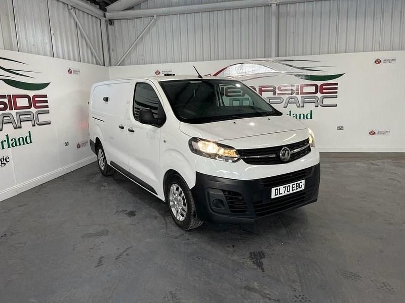 White Used 2020 Vauxhall Vivaro S Van | £9,900 (Fair price) - Image 1/4