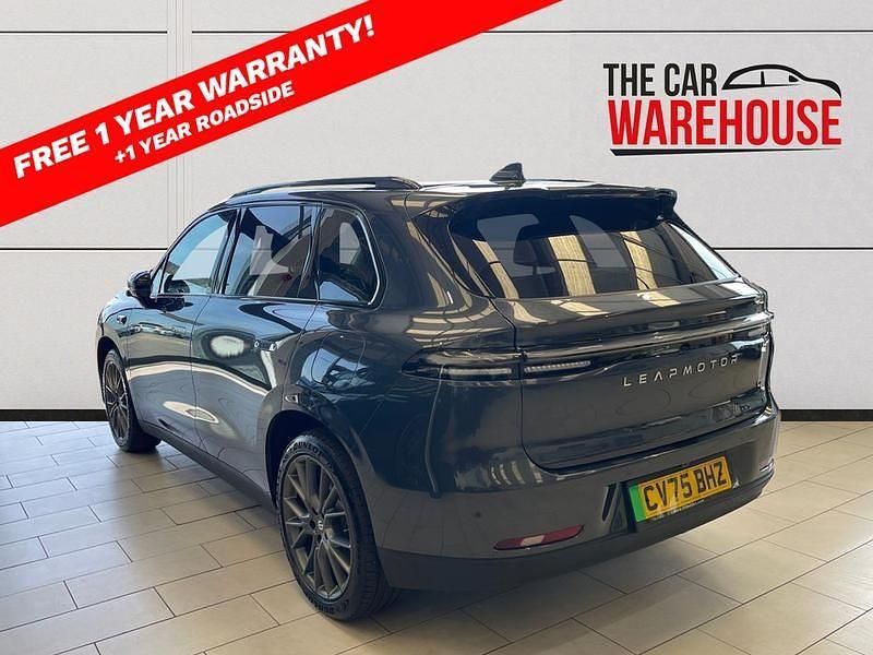 Usado Leapmotor C10 160 kW (218 HP) 2025 Cinzento SUV