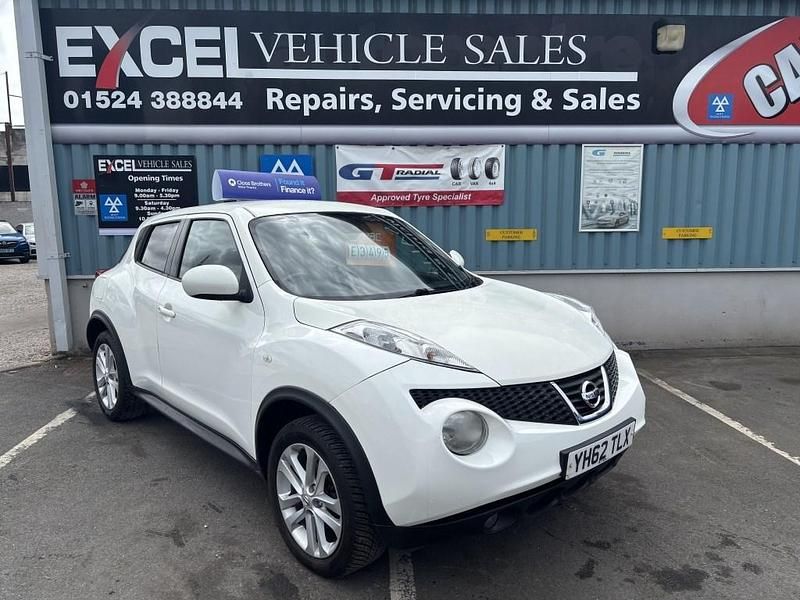 White Used 2012 Nissan Juke Tekna SUV | £3,495 (Fair price) - Image 1/4