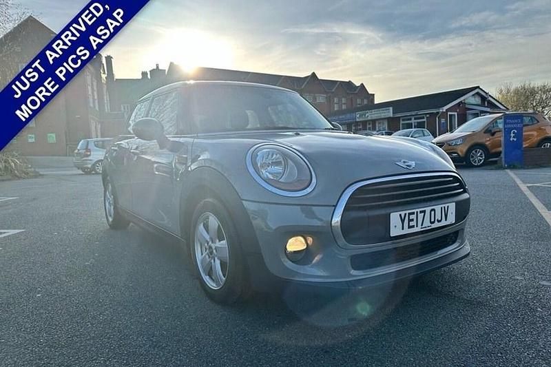 Used Mini One D Hatch 95 HP (69 kW) 2017 Grey Hatchback