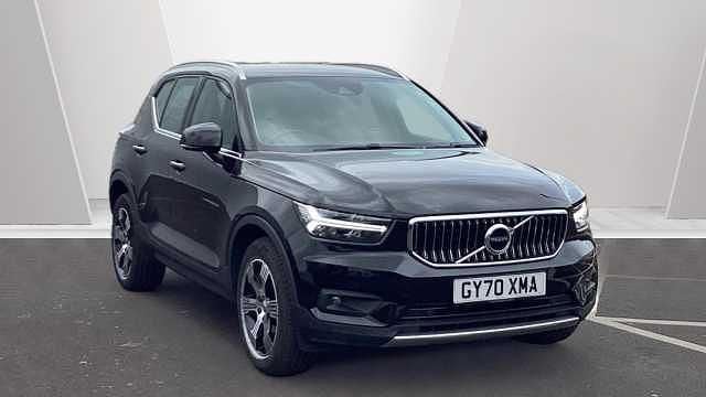 Used 2021 Volvo XC40 Inscription SUV | £22,083 (Good price) - Image 1/4