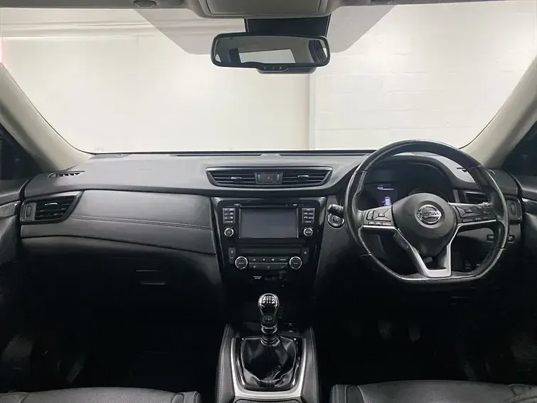 Used Nissan X-Trail Tekna 150 HP (110 kW) 2020 Black SUV