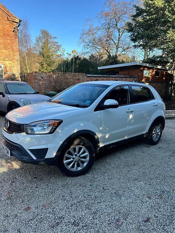 Used Ssangyong (KGM) Korando 2015 White Estate