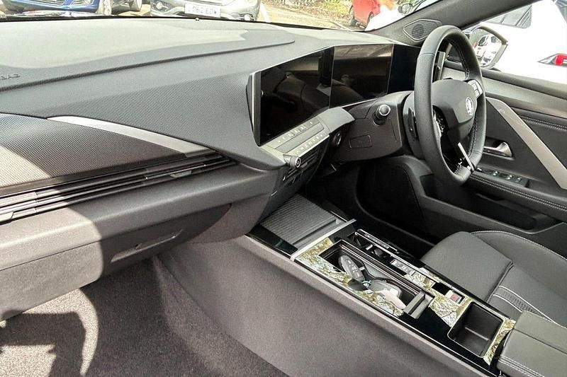 Nouă Vauxhall Astra S 128 CP (94 kW) 2026 Break