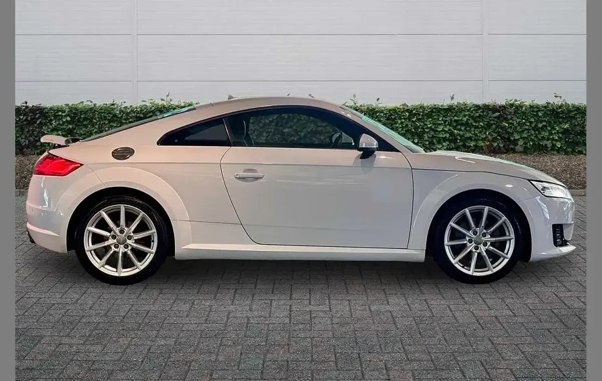 Used Audi TT Sport 180 HP (132 kW) 2017 White Coupe