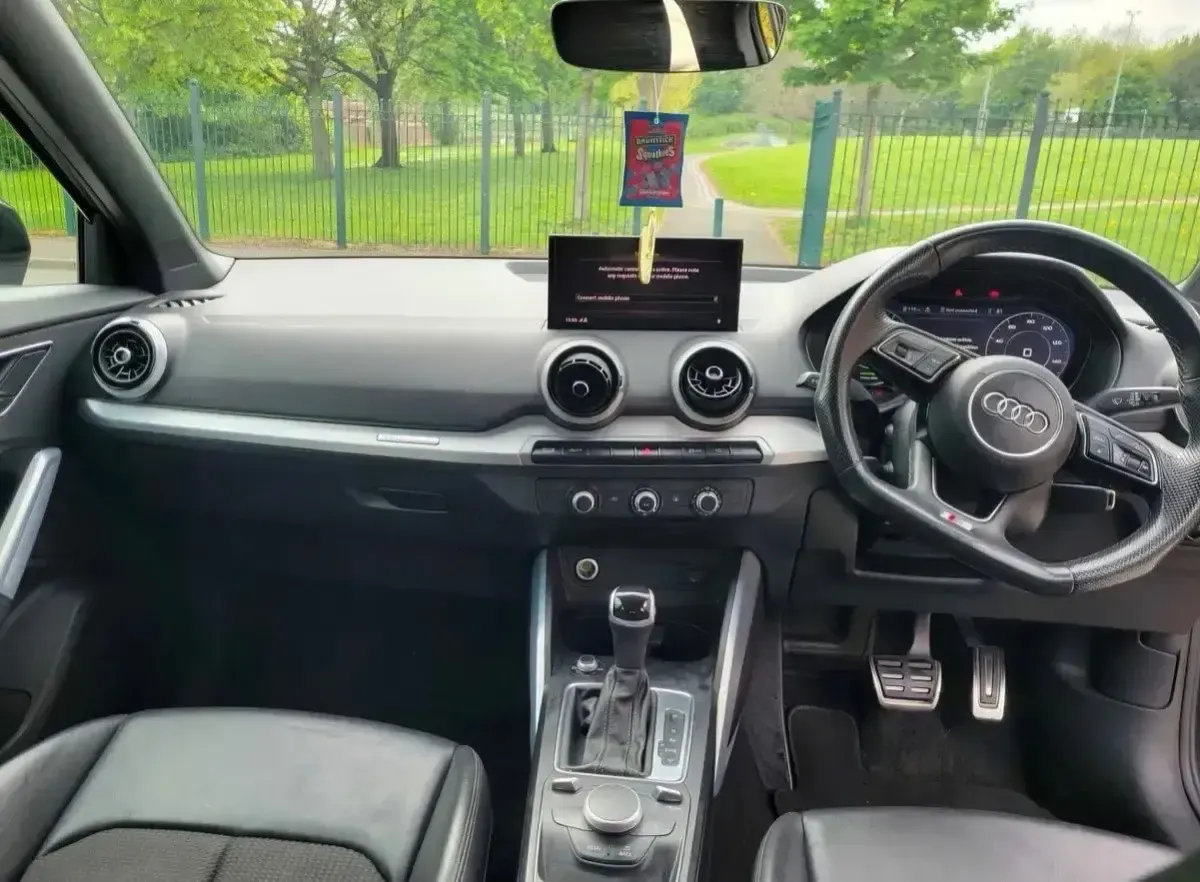 Usado Audi Q2 Black Edition 2021 Gris SUV