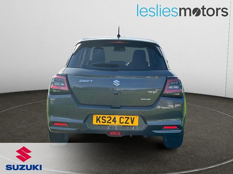 Usado Suzuki Swift 82 HP (60 kW) 2024 Cinzento Citadino