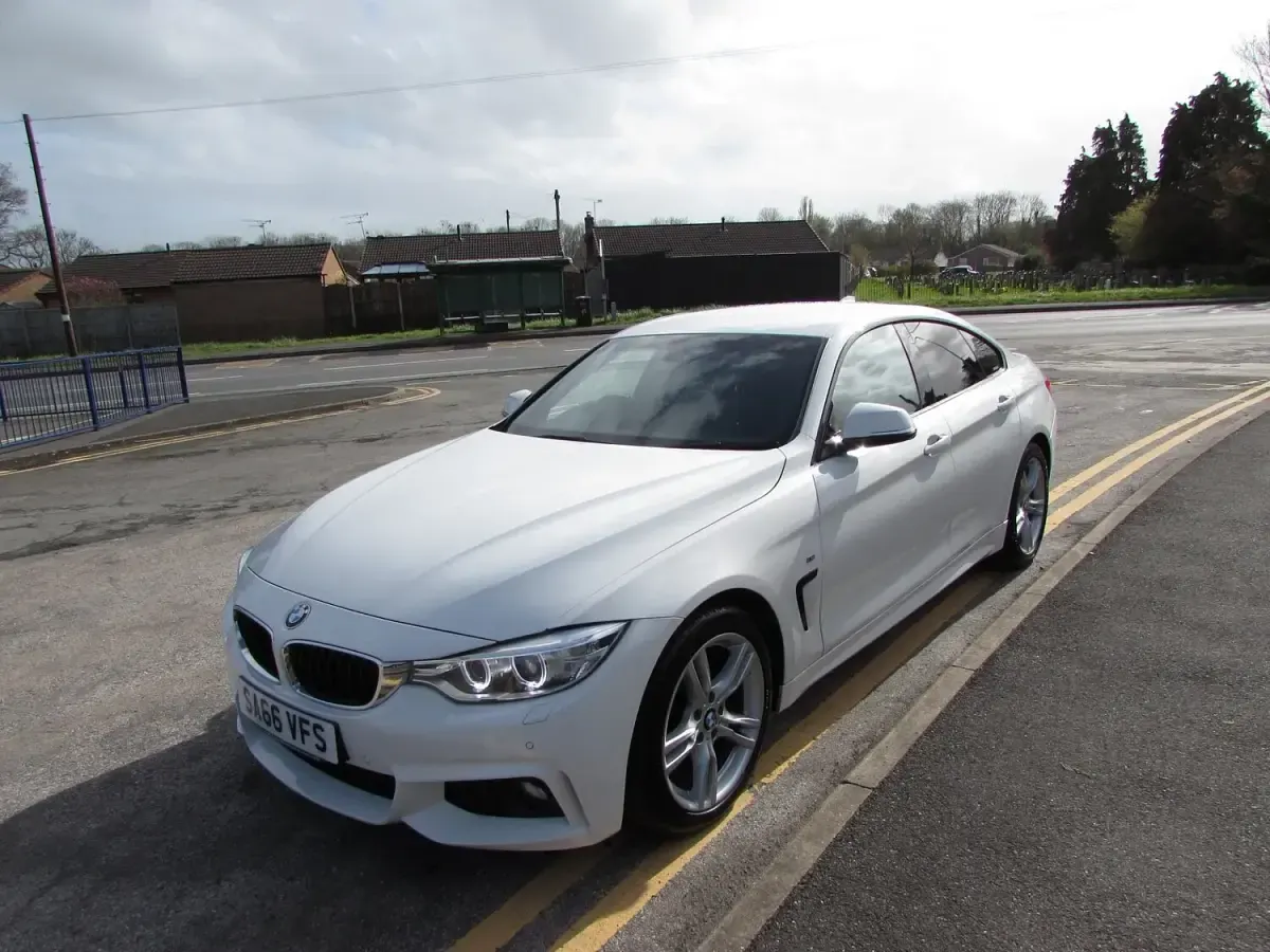 Used BMW 420 Coupé M Sport 2016 White Coupe