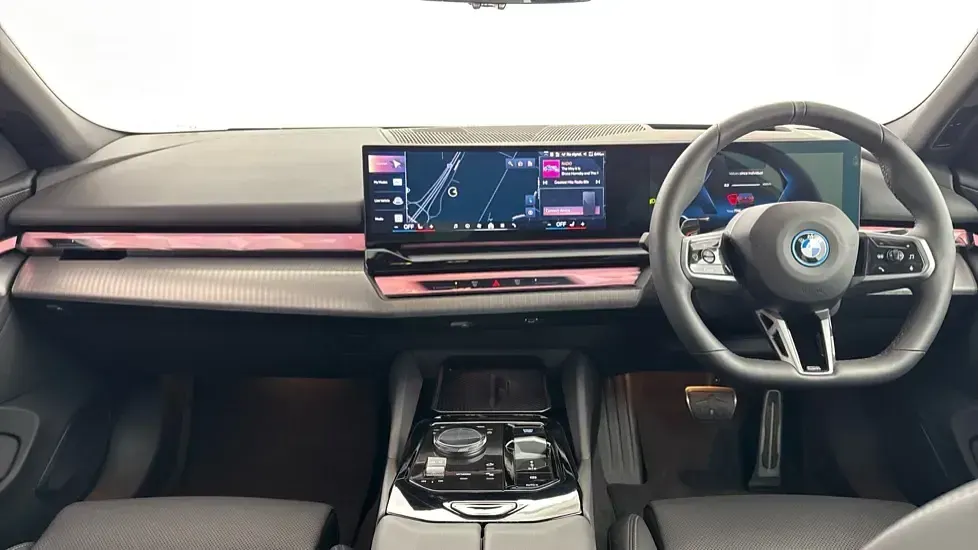 Used BMW i5 M Sport 246 kW (335 HP) 2025 Red