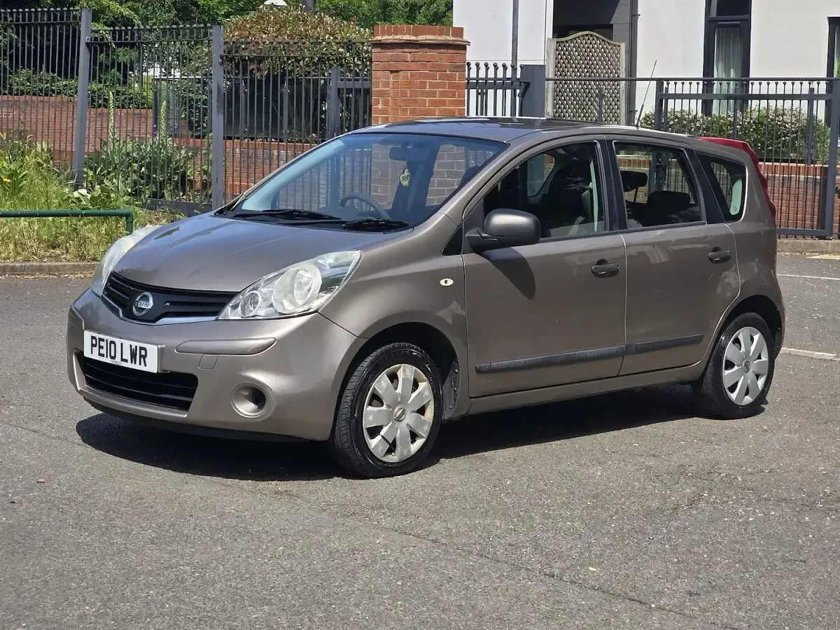 Used Nissan Note Visia 88 HP (64 kW) 2010 Beige Hatchback