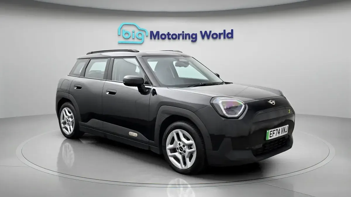 Używany Mini Aceman Classic 160 kW (218 KM) 2025 SUV