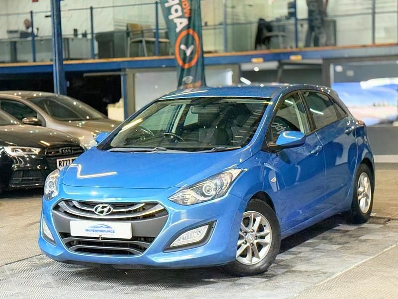 Blue Used 2013 Hyundai i30 Active Hatchback | £3,395 (Good price) - Image 1/4