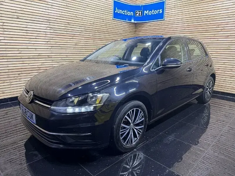 Used VW Golf VII SE 115 HP (84 kW) 2018 Black Hatchback