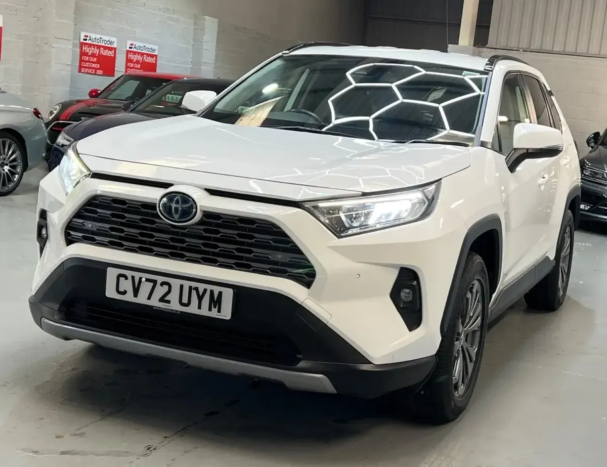 Usado Toyota RAV4 Design 2022 Branco SUV