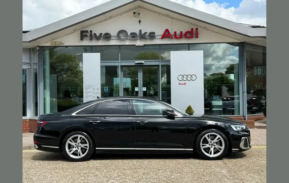 Used Audi A8 Sport 334 HP (245 kW) 2022 Black Sedan