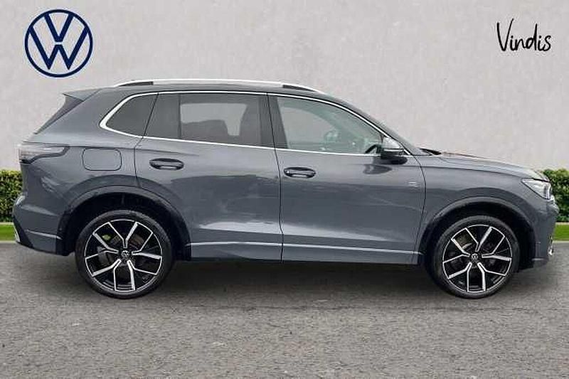Used VW Tiguan R-line 204 HP (150 kW) 2024 Grey SUV