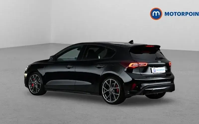 Used Ford Focus ST 280 HP (205 kW) 2023 Black Hatchback