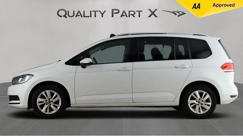 Used VW Touran Family 150 HP (110 kW) 2021 White MPV