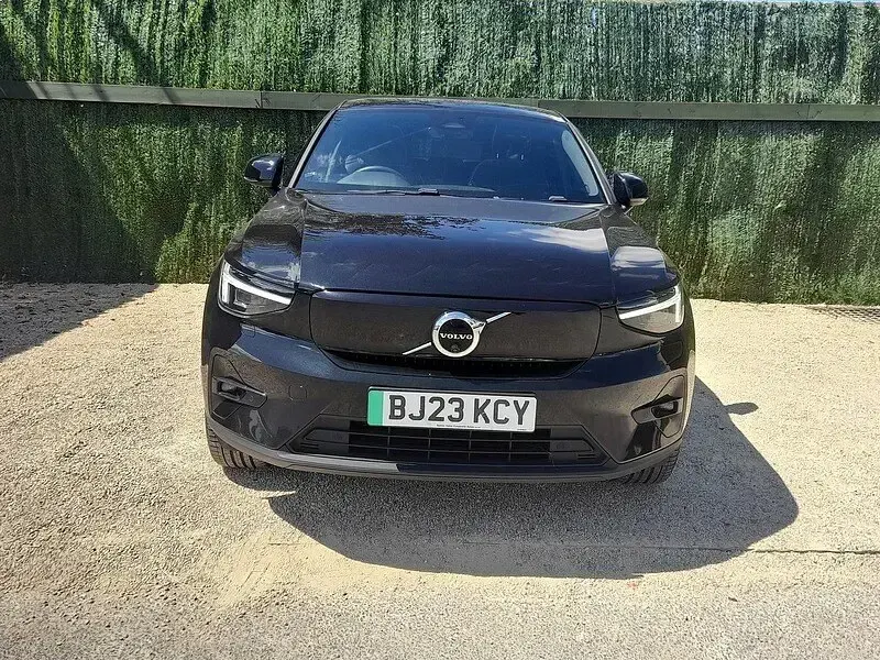 Used Volvo C40 Ultimate 169 kW (231 HP) 2023 Black SUV