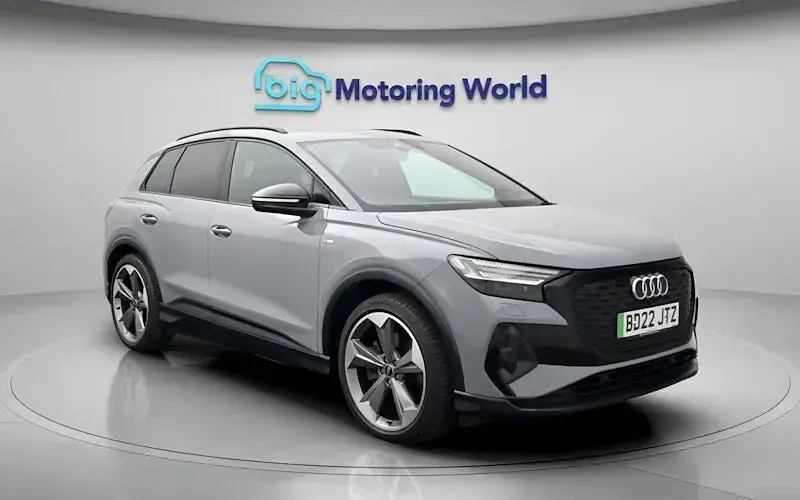 Used Audi Q4 e-tron Advanced 150 kW (204 HP) 2022 Grey SUV