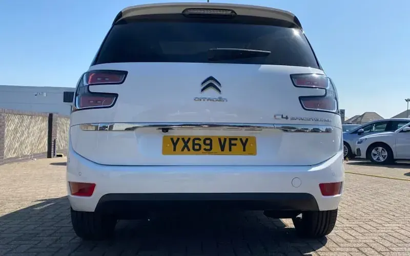 Used Citroën C4 SpaceTourer Flair 131 HP (96 kW) 2020 MPV