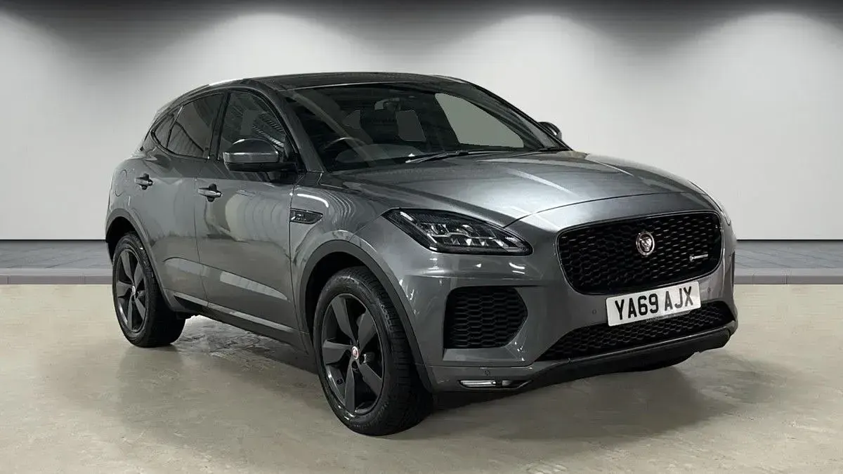 Used Jaguar E-Pace Chequered Flag 180 HP (132 kW) 2019 SUV