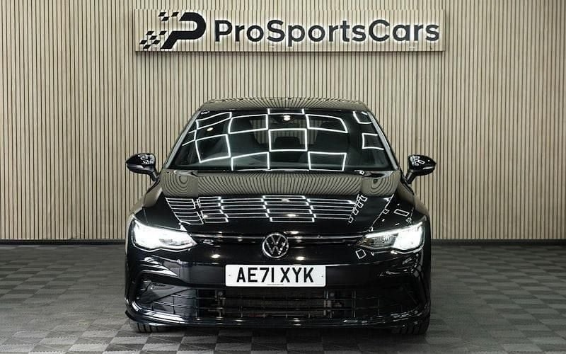 Used VW Golf VIII R-line 150 HP (110 kW) 2023 Hatchback
