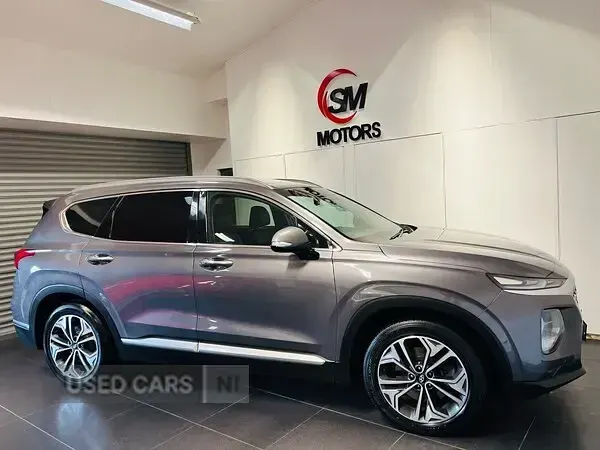 Usado Hyundai Santa Fe Premium SE 200 CV (147 kW) 2018 Gris SUV