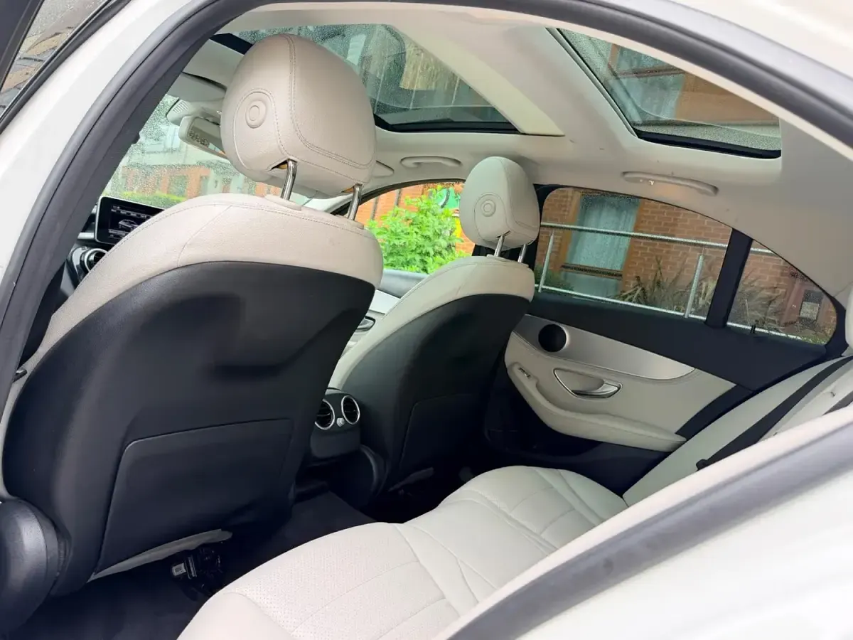 Used Mercedes C350e Premium 2015 White Sedan