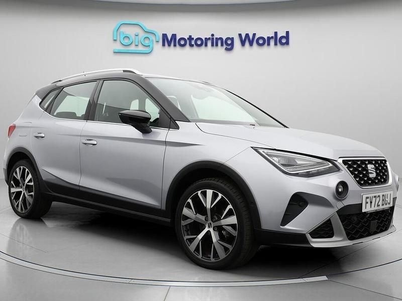 Silver Used 2023 Seat Arona Xperience Lux SUV | £16,000 (Good price) - Image 1/4