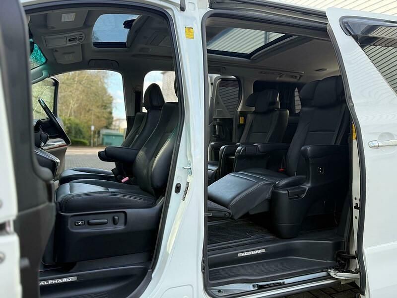 Used Toyota Alphard Edition 2014 White