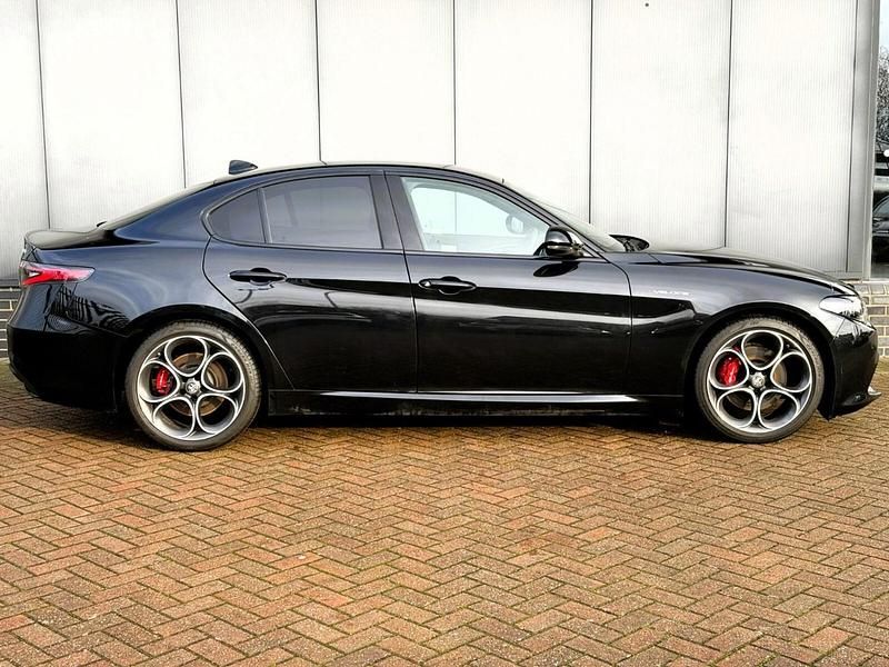 Used Alfa Romeo Giulia Veloce 280 HP (205 kW) 2024 Black Sedan
