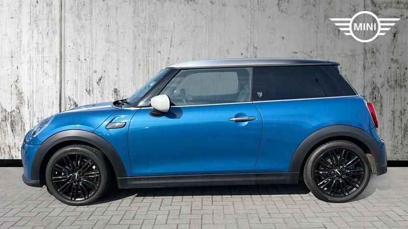 Used Mini Cooper Exclusive 134 HP (98 kW) 2022 Blue Hatchback