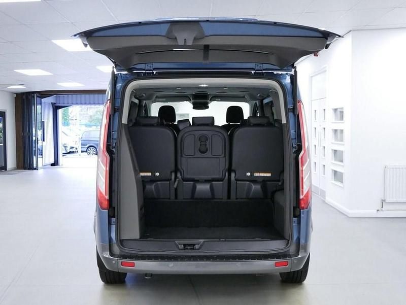 Used Ford Tourneo Active 130 HP (95 kW) 2021 Blue MPV