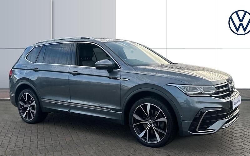 Used 2023 VW Tiguan Allspace R-line SUV | £29,793 (Fair price) - Image 1/4