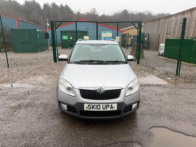 Used Skoda Fabia 80 HP (58 kW) 2010 Silver Estate