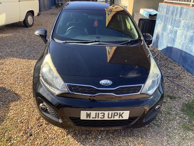 Used Kia Rio 2013 Black Hatchback