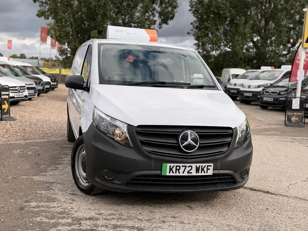 Used Mercedes e-Vito Progressive 66 kW (90 HP) 2022 White Van