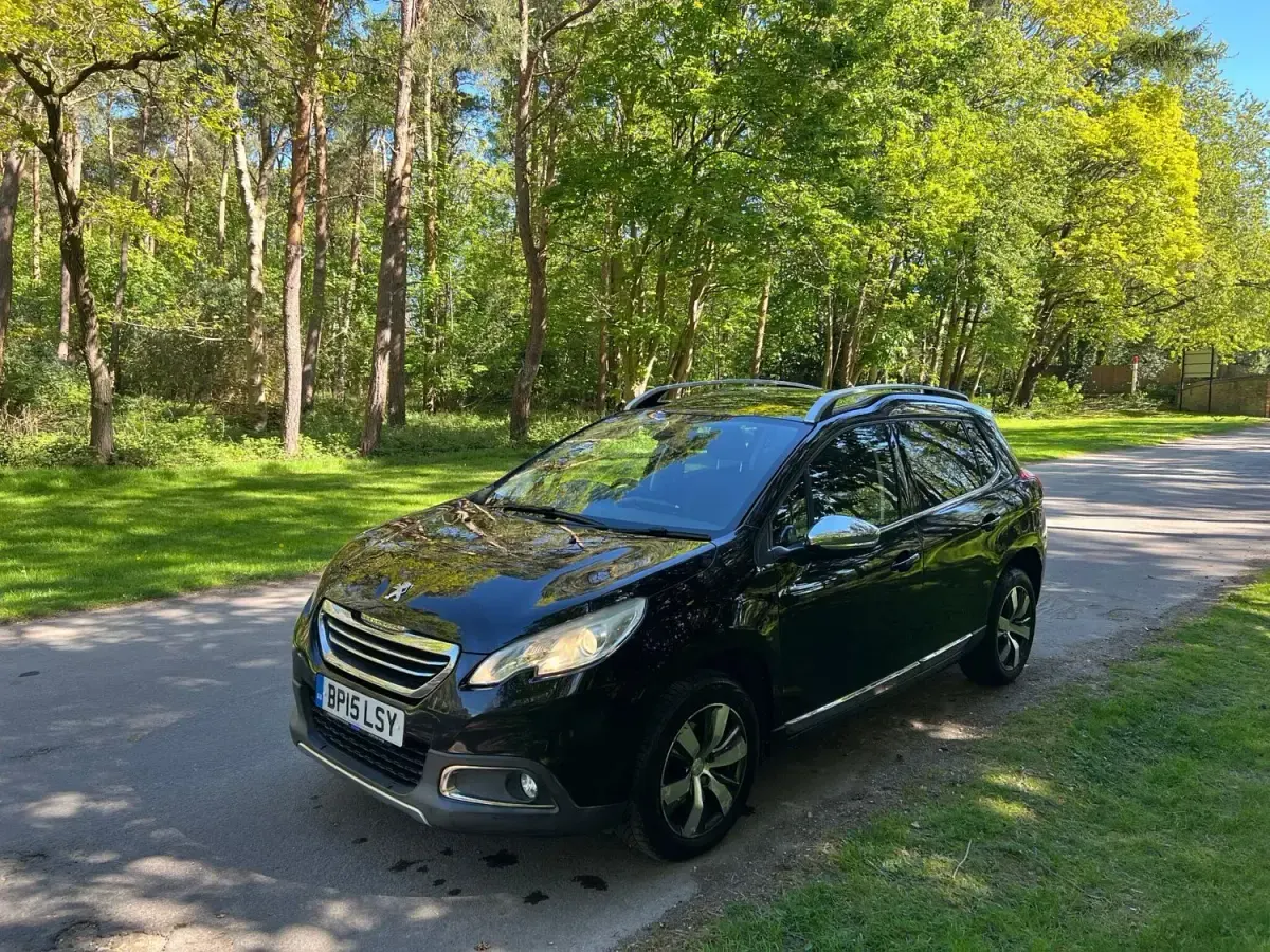 Second-hand Peugeot 2008 Allure 2015 Negru SUV