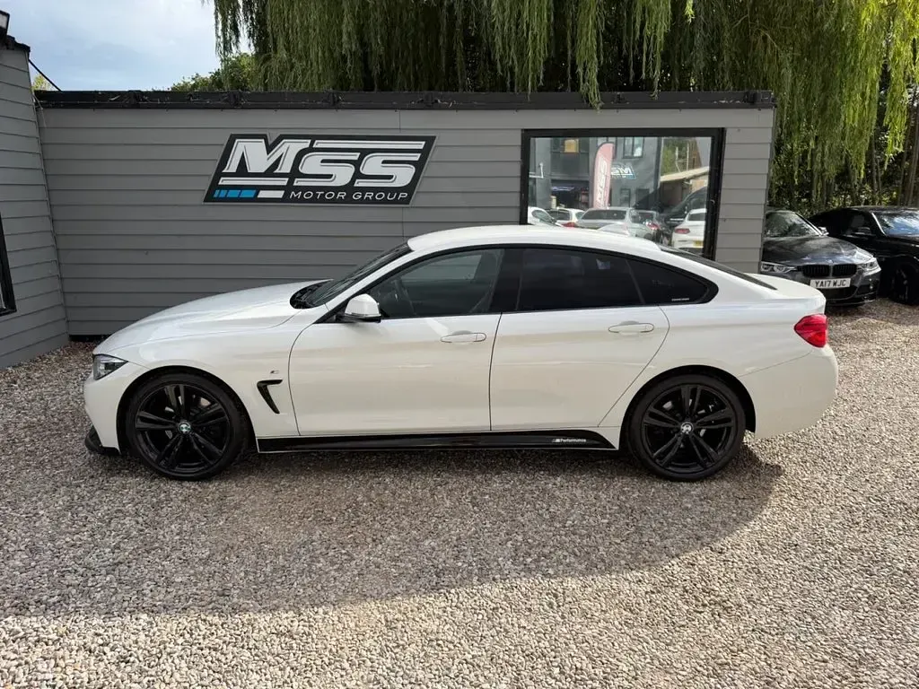 Used BMW 430 M Sport 248 HP (182 kW) 2017 White Coupe
