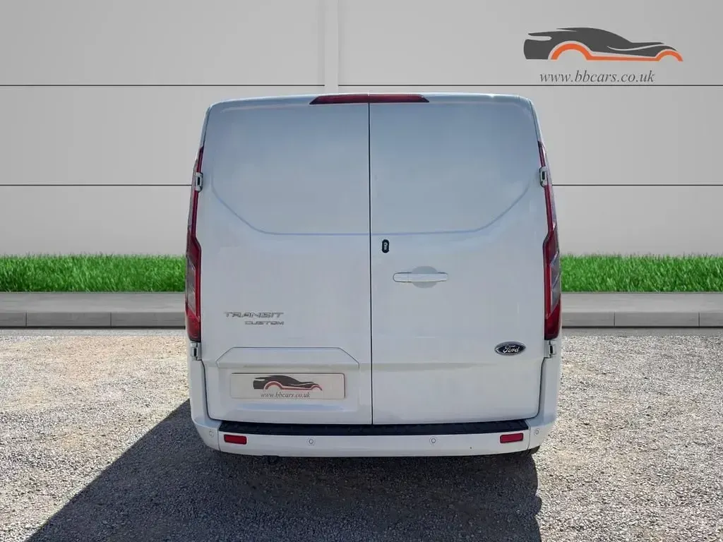 Używany Ford Transit Custom Limited 130 KM (95 kW) 2021 Biały Van
