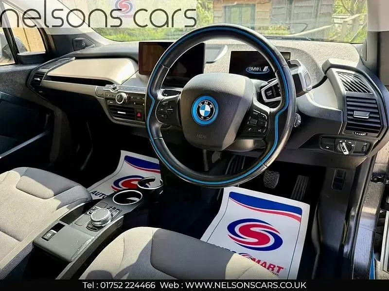 Używany BMW i3 125 kW (170 KM) 2021 Biały Hatchback