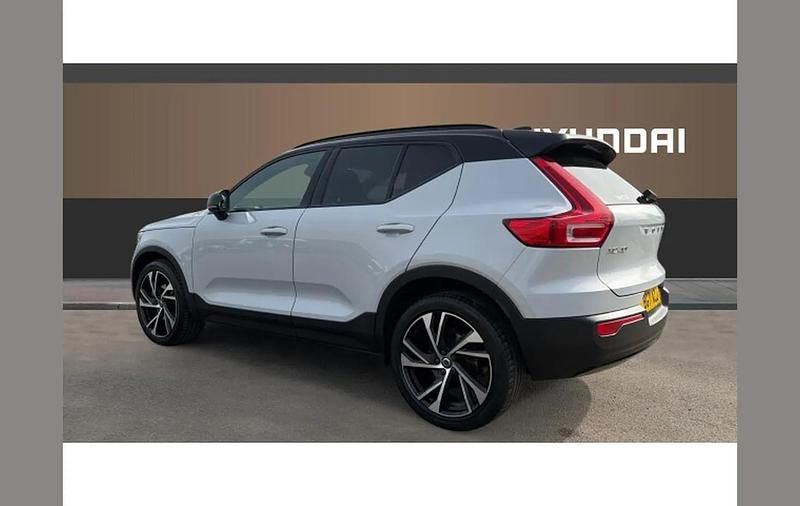Used Volvo XC40 R-Design Pro 194 HP (142 kW) 2021 Silver SUV