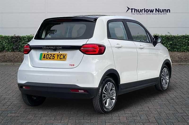Used Leapmotor T03 69 kW (95 HP) 2025 White Hatchback