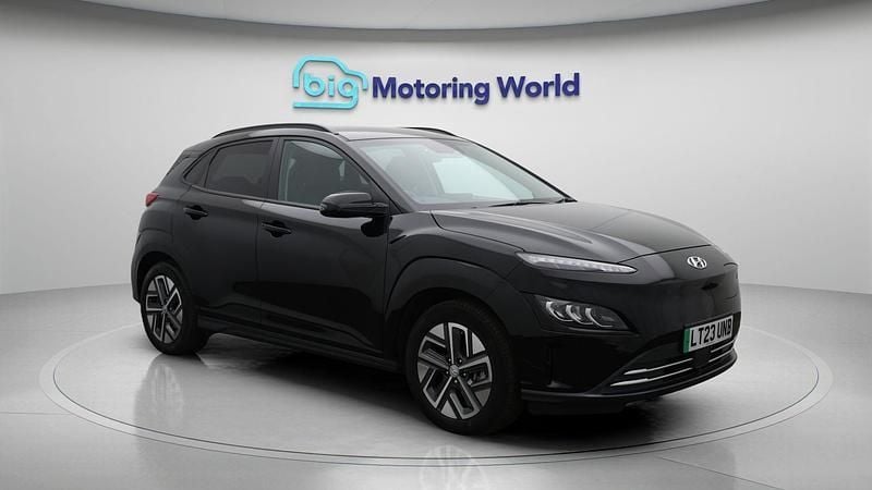 Used 2023 Hyundai Kona Premium SUV | £16,300 (Super price) - Image 1/4