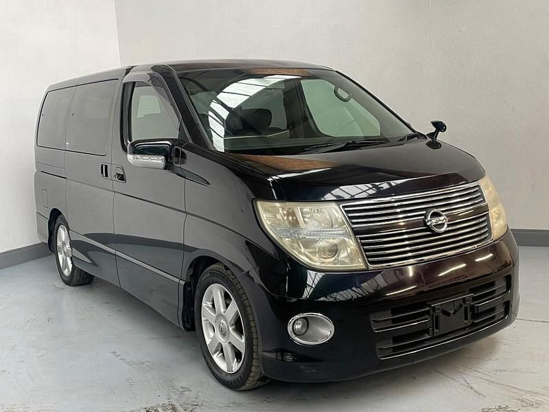 Used Nissan Elgrand 2007 Black MPV
