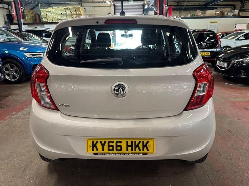 Used Vauxhall Viva 75 HP (55 kW) 2016 Brown Hatchback