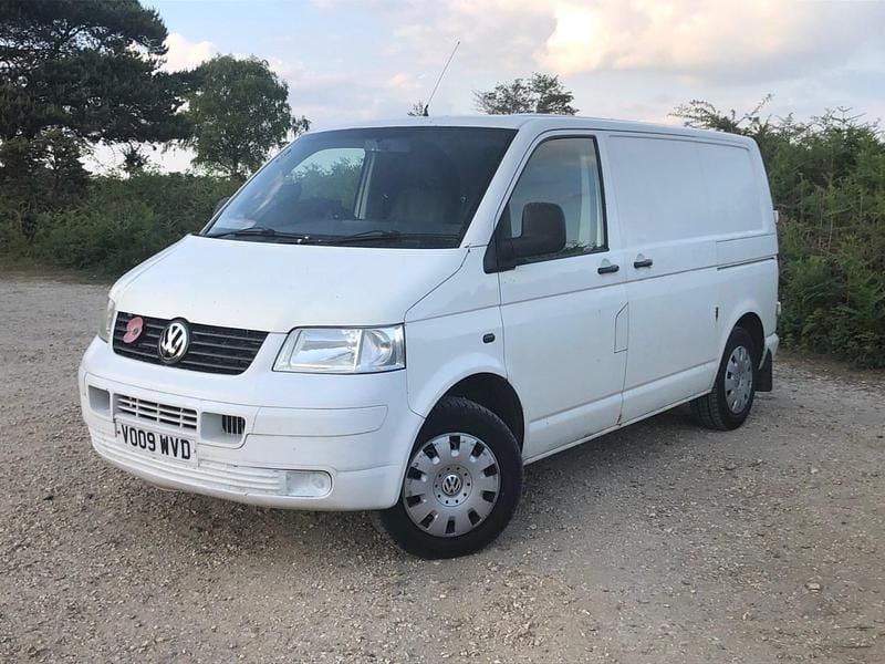 White Used 2009 VW T5 Van | £4,999 (Super price) - Image 1/4