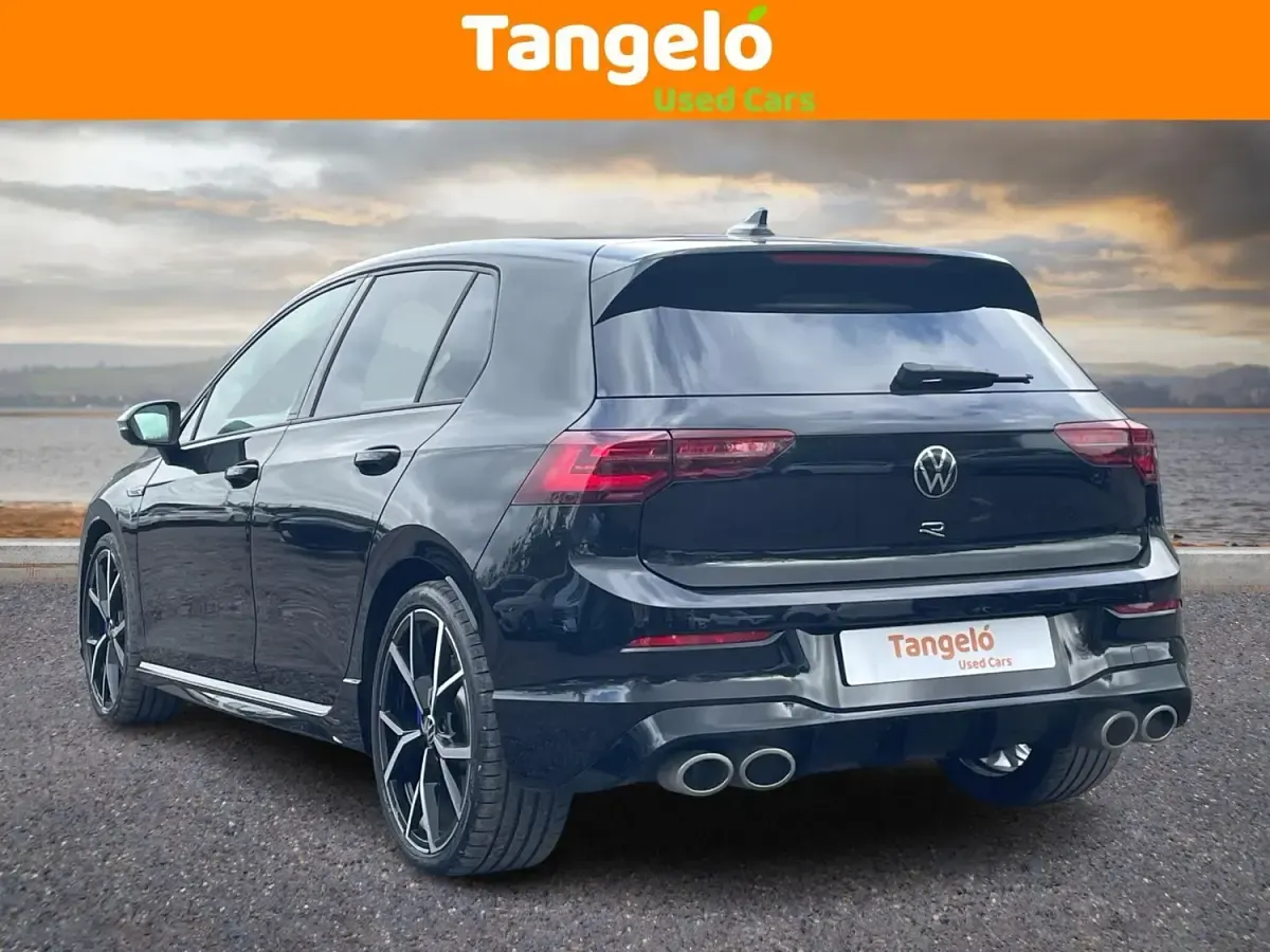 Usado VW Golf VIII R 320 HP (235 kW) 2023 Preto Citadino
